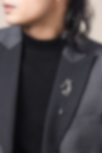 Black Tone Brass Golfer Lapel Pin by Cosa Nostraa