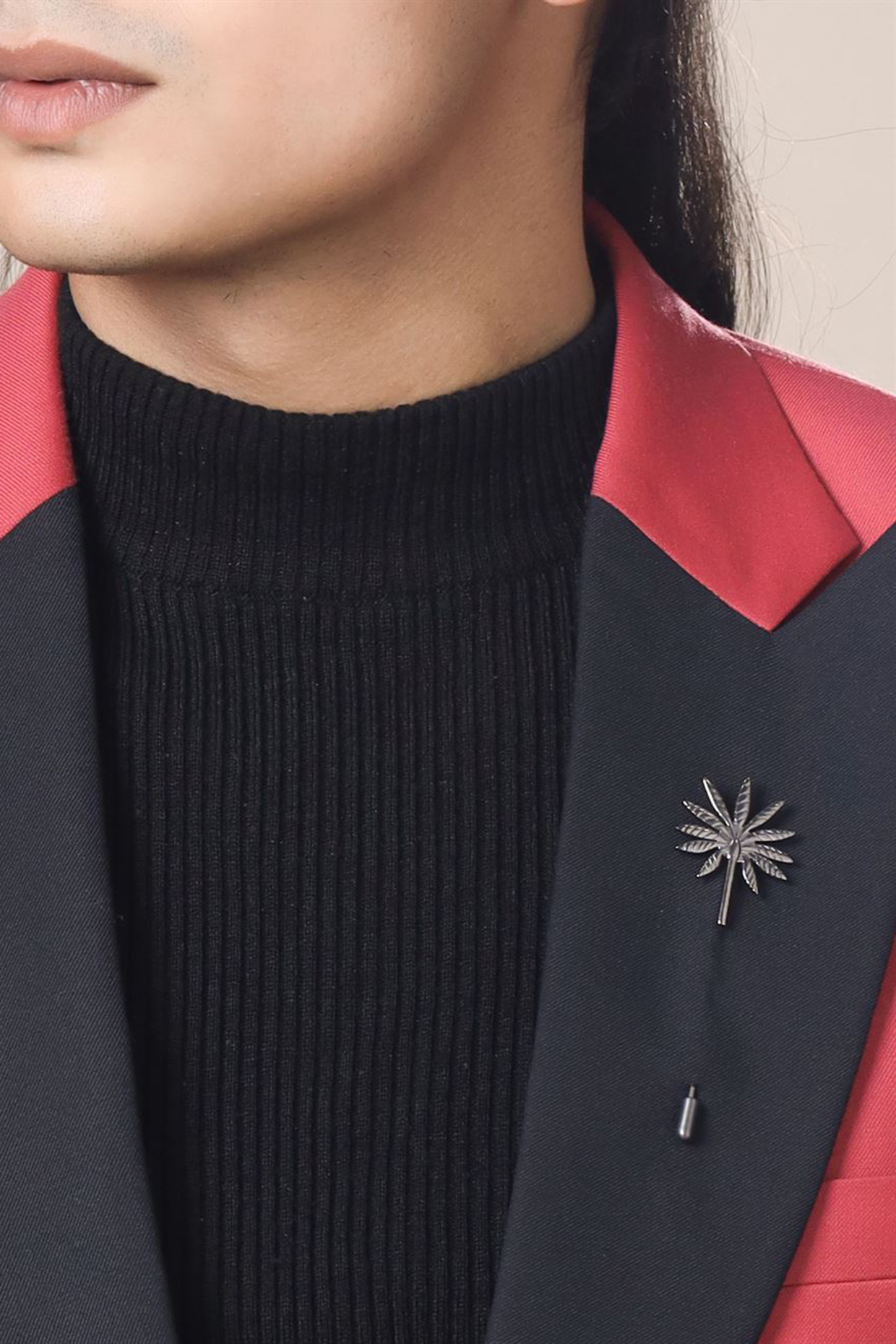 Black Tone Brass Floral Lapel Pin by Cosa Nostraa