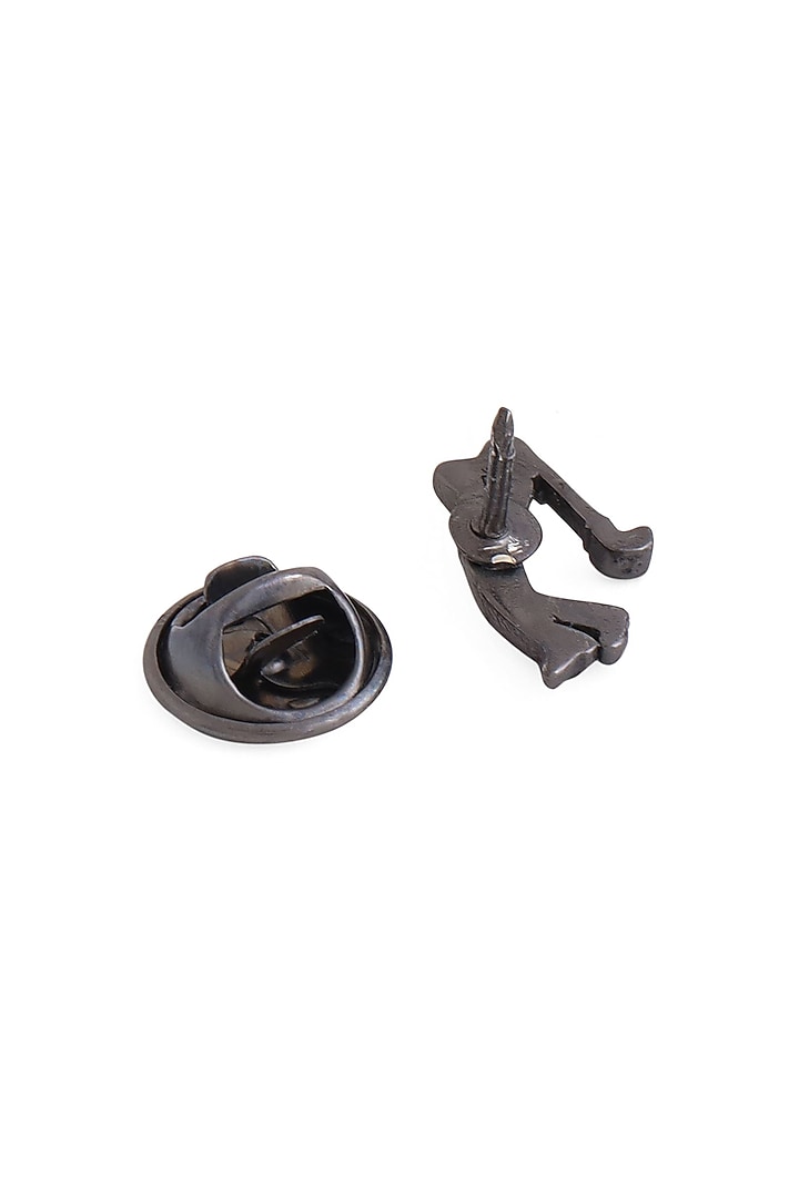 Black Tone Brass Golfer Collar Tips (Set of 2) by Cosa Nostraa at Pernia's Pop Up Shop