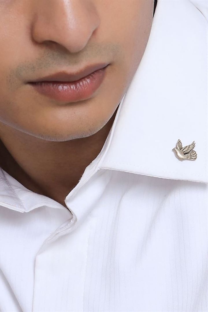 Antique Gold Brass Flying Bird Collar Tips (Set of 2) by Cosa Nostraa