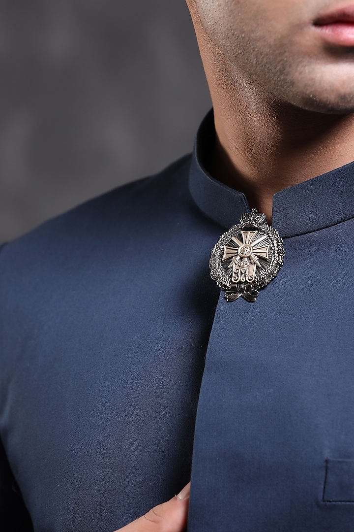 Dual Toned Heritage Brooch by Cosa Nostraa at Pernia's Pop Up Shop