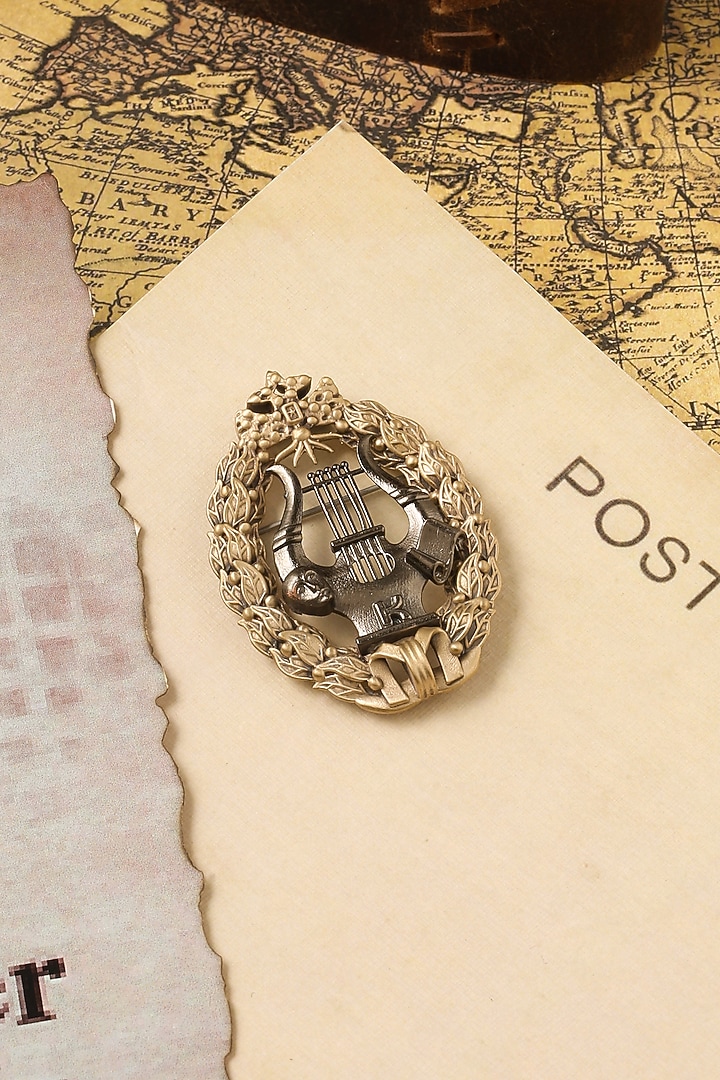 Dual Toned Russian Badge Brooch by Cosa Nostraa at Pernia's Pop Up Shop
