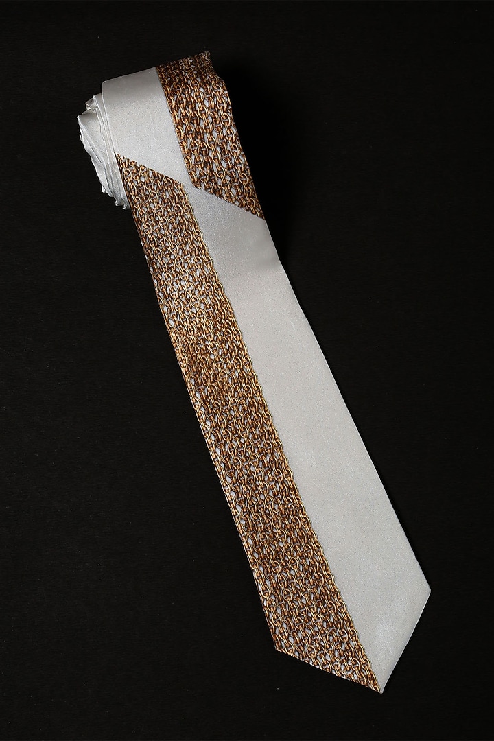 White Handcrafted Silk Tie With Lapel Pin by Cosa Nostraa at Pernia's Pop Up Shop