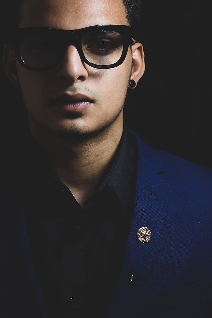 White Silk Tie With Red Lapel Pin by Cosa Nostraa at Pernia's Pop Up Shop