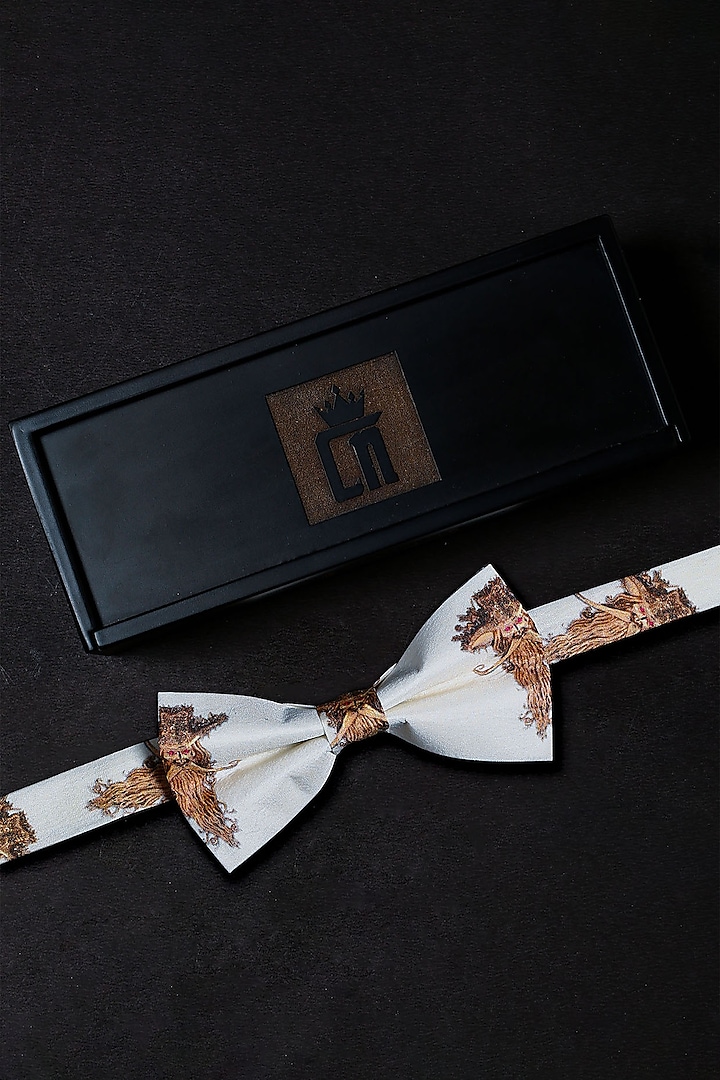 White Silk Bow Tie With Pocket Square by Cosa Nostraa