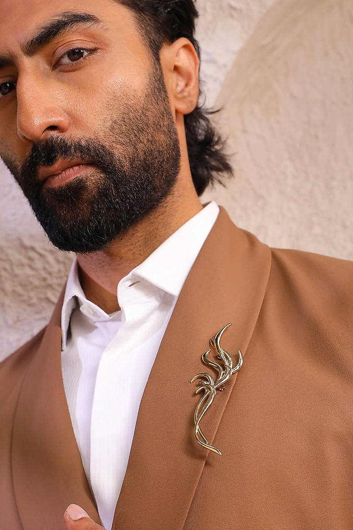 Antique Gold Brass Brooch by Cosa Nostraa at Pernia's Pop Up Shop