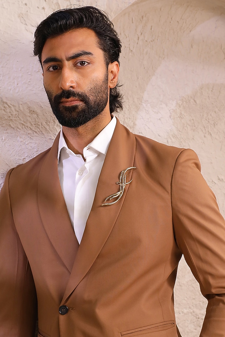 Antique Gold Brass Brooch by Cosa Nostraa at Pernia's Pop Up Shop