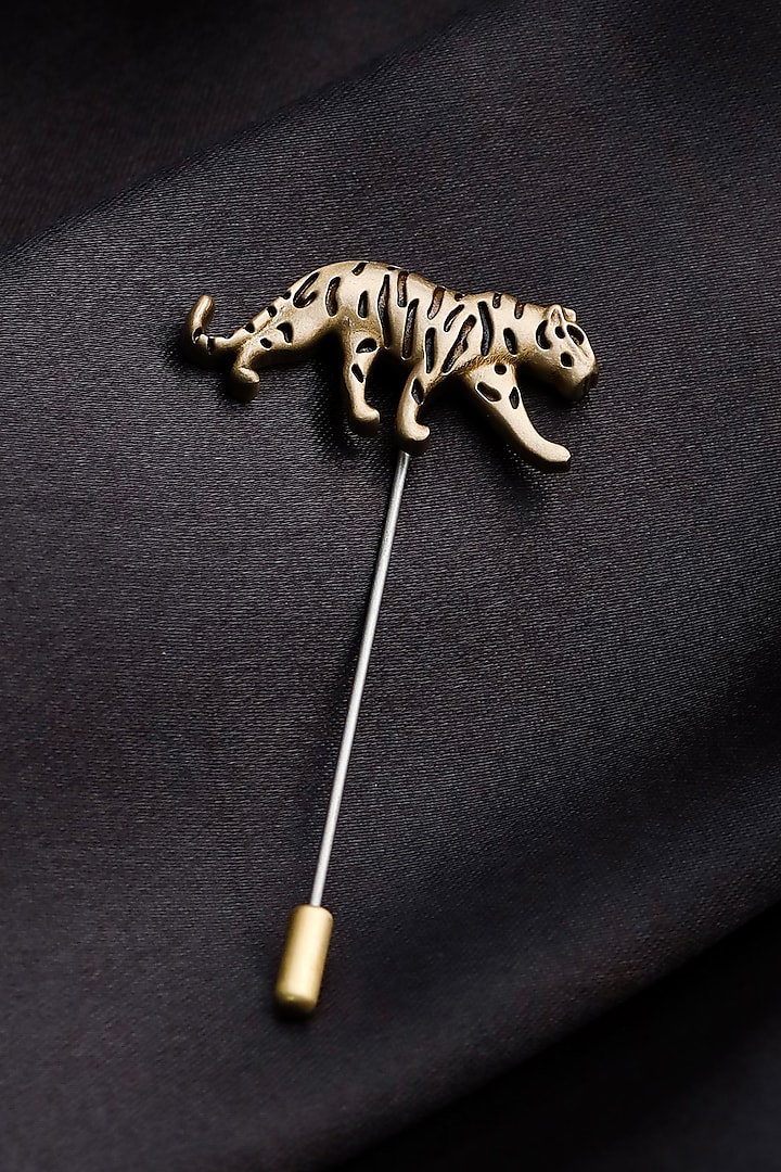 Antique Gold Brass Calm Cheetah Cufflinks With Lapel Pin Design by Cosa  Nostraa at Pernia's Pop Up Shop 2024