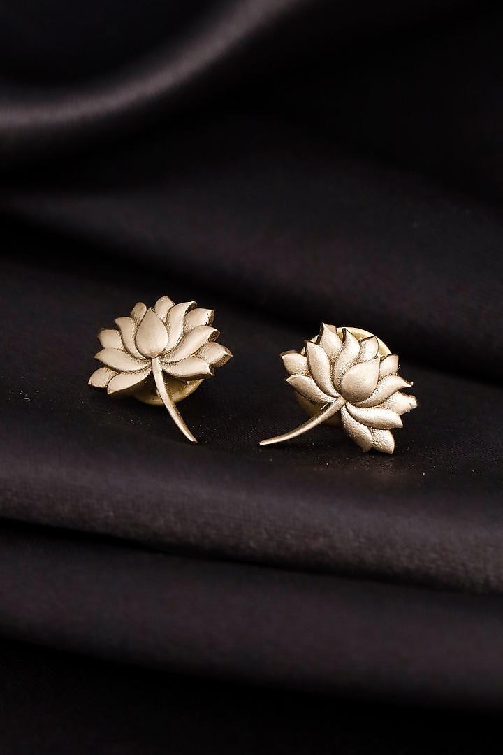 Antique Gold Brass Warrior Cufflinks With Collar Tips by Cosa Nostraa at Pernia's Pop Up Shop