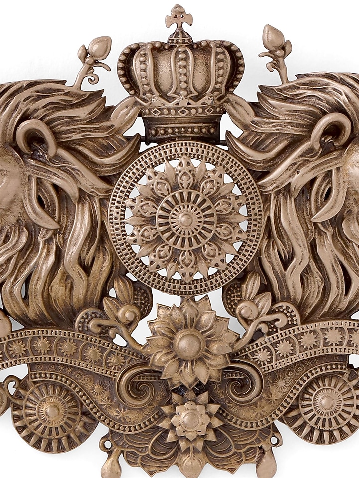 Antique Gold Regal Lion Brooch by Cosa Nostraa at Pernia's Pop Up Shop