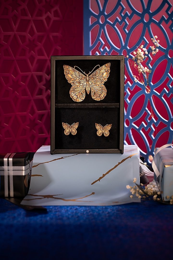 Antique Gold Butterfly Gift Set by Cosa Nostraa