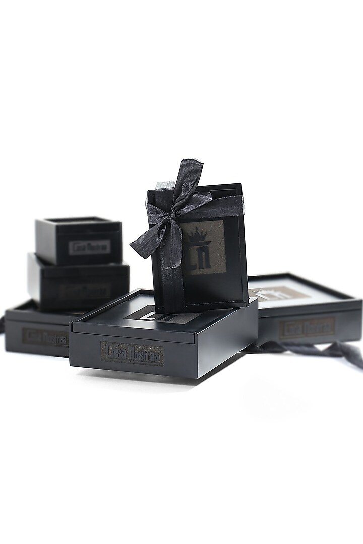 Antique Gold Lunar Gift Set by Cosa Nostraa at Pernia's Pop Up Shop