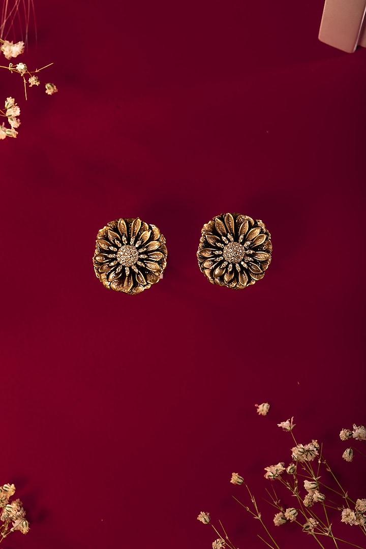 Antique Gold Brass Floral Marvel Cufflinks by Cosa Nostraa