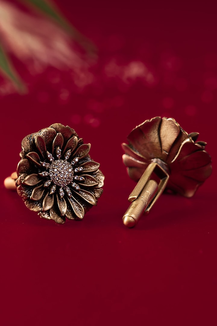 Antique Gold Brass Floral Marvel Cufflinks by Cosa Nostraa at Pernia's Pop Up Shop