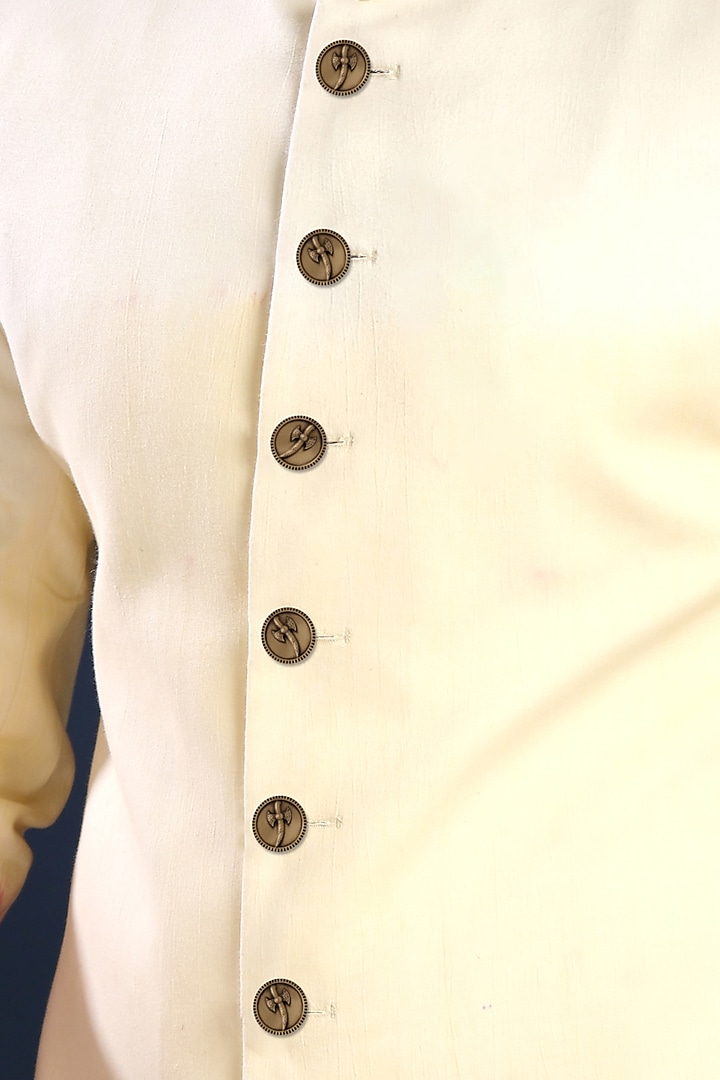 Antique Gold Daggers Face Buttons (Set of 7) by Cosa Nostraa at Pernia's Pop Up Shop