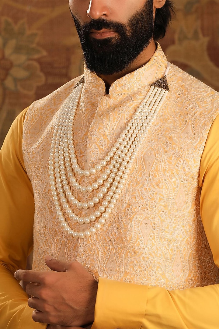 White Beaded Layered Mala by Cosa Nostraa at Pernia's Pop Up Shop