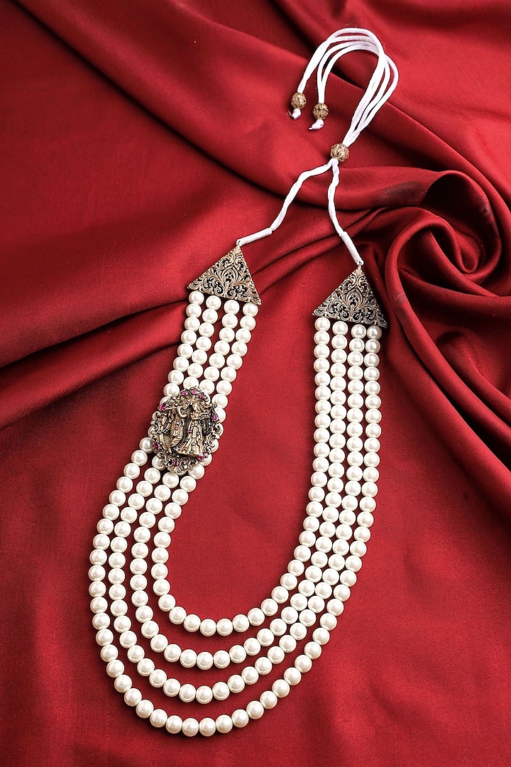 White Shimmer Beaded Layered Mala by Cosa Nostraa at Pernia's Pop Up Shop