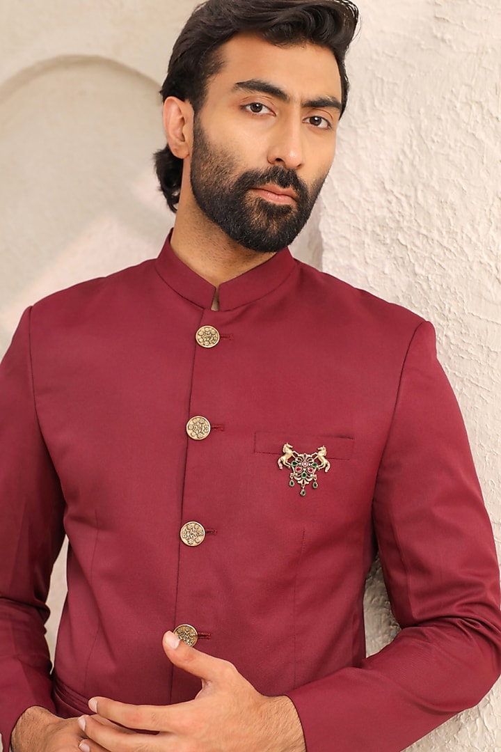 Antique Gold Red & Green Stone Ghode Pe Sawar Brooch by Cosa Nostraa at Pernia's Pop Up Shop