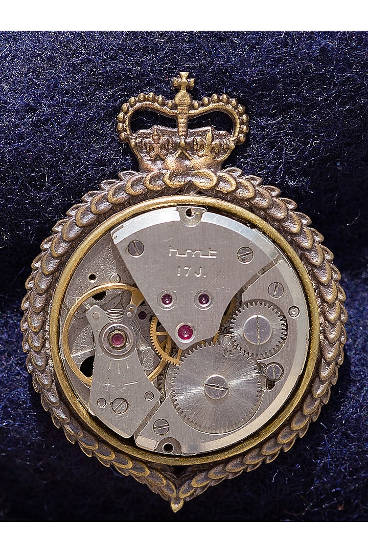 Antique Gold Vintage Mustang Brooch Set by Cosa Nostraa at Pernia's Pop Up Shop