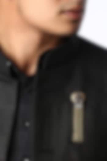 Antique Gold Brass Lion Brooch by Cosa Nostraa at Pernia's Pop Up Shop