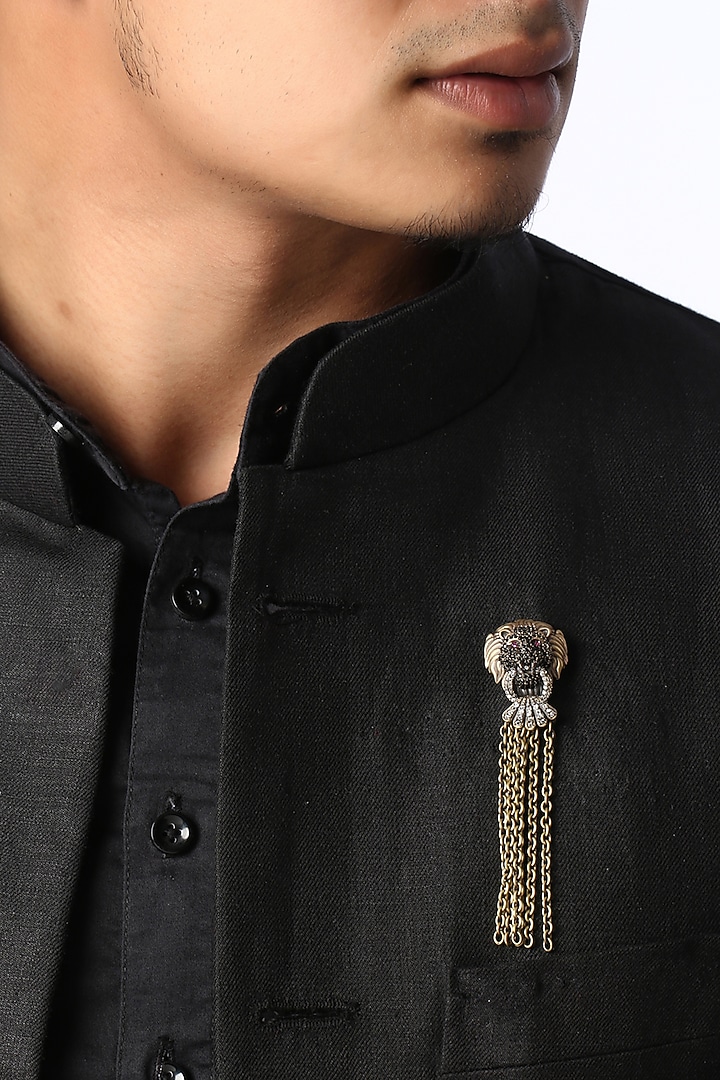 Antique Gold Brass Lion Brooch by Cosa Nostraa at Pernia's Pop Up Shop