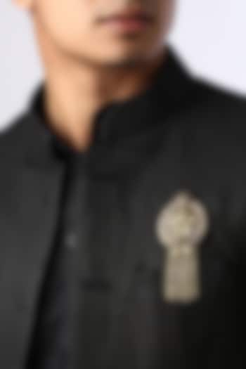 Antique Gold Brass Richardson Brooch by Cosa Nostraa at Pernia's Pop Up Shop