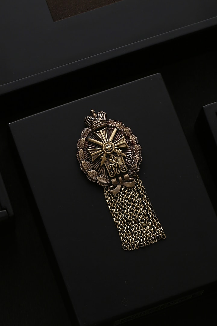 Antique Gold Brass Richardson Brooch by Cosa Nostraa at Pernia's Pop Up Shop