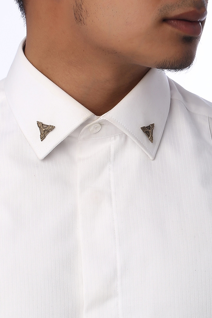 Antique Gold Sui Generis Collar Tips by Cosa Nostraa at Pernia's Pop Up Shop