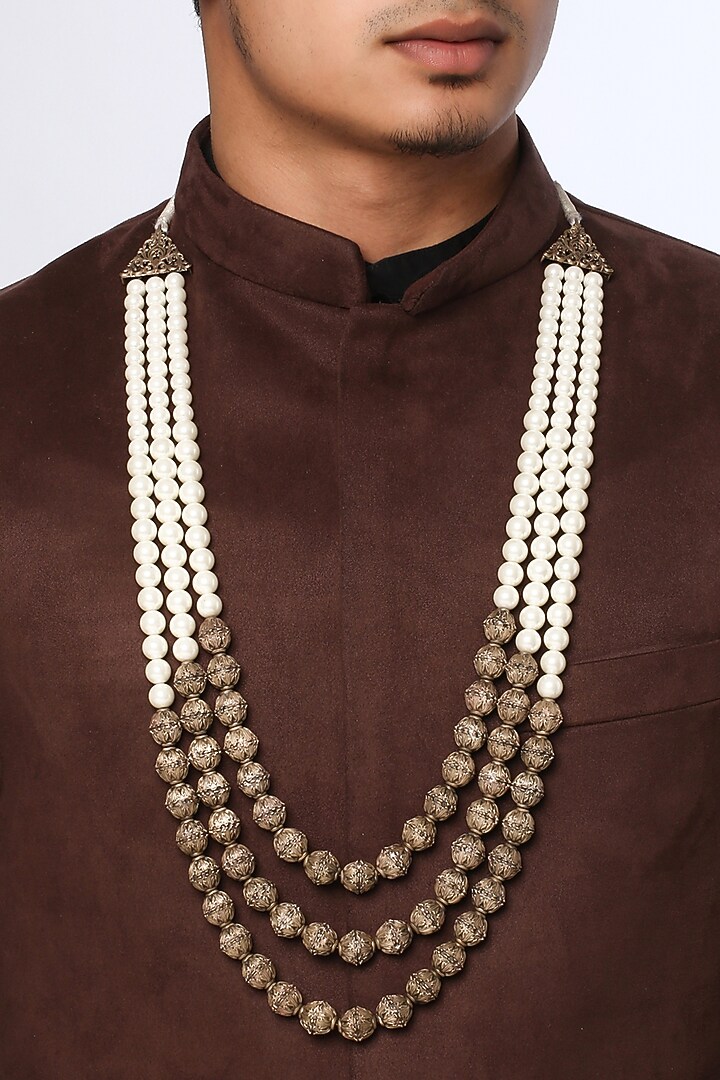 White Pearl Beaded Layered Mala by Cosa Nostraa at Pernia's Pop Up Shop