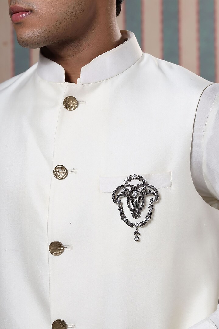 Grey Brass Brooch by Cosa Nostraa at Pernia's Pop Up Shop