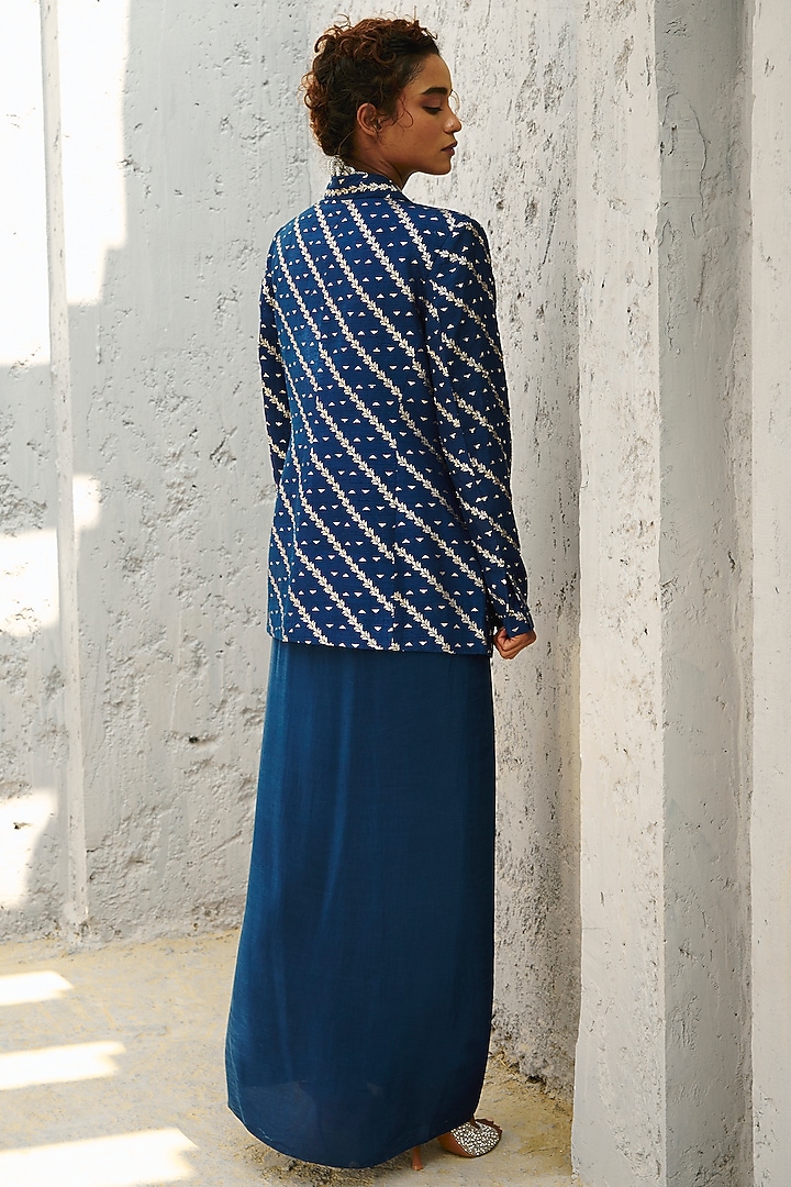 Deep Blue Jamawar Embroidered Blazer Set by Chamee and Palak at Pernia's Pop Up Shop