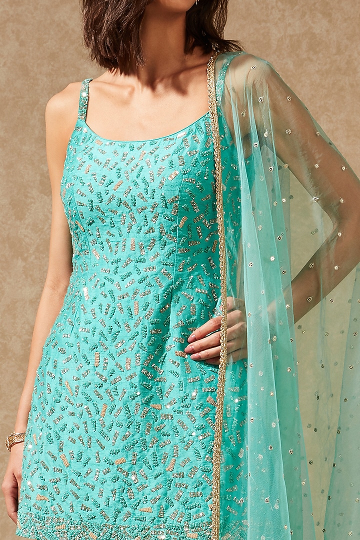 Turquoise Hand Embroidered Kurta Set by Chamee and Palak at Pernia's Pop Up Shop