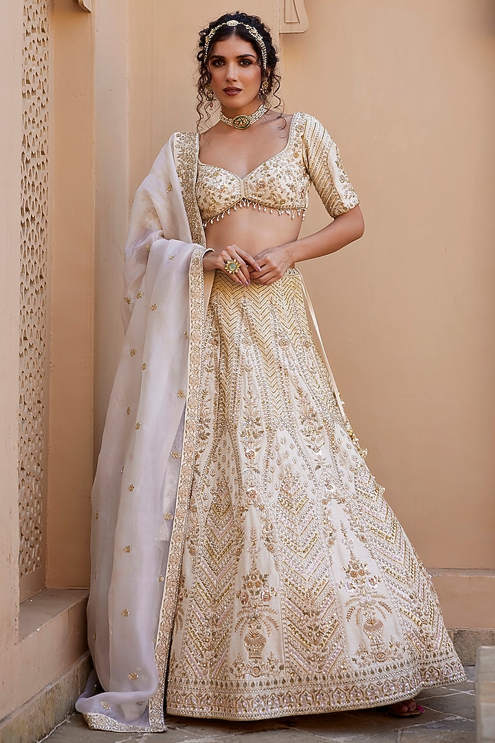 Ivory Raw Silk Kundan & Zardosi Embellished Bridal Lehenga Set by Chamee and Palak at Pernia's Pop Up Shop