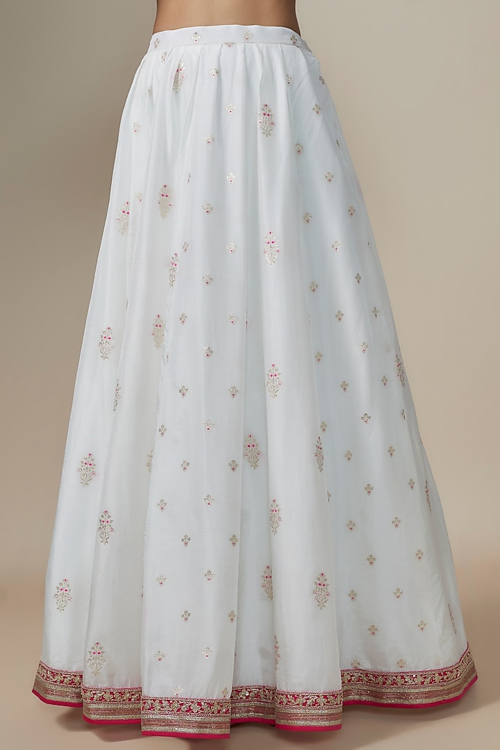 Ivory Jamawar & Silk Wedding Lehenga Set by Chamee and Palak at Pernia's Pop Up Shop