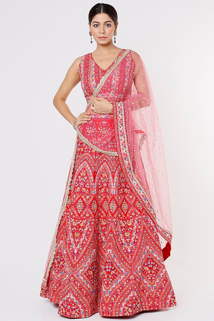 Coral Red Blended Silk Embroidered Wedding Lehenga Set by Chamee and Palak at Pernia's Pop Up Shop