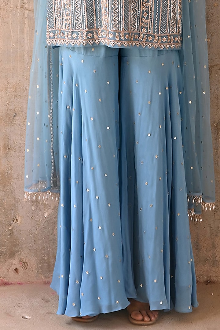 Hazel Blue Crepe Embroidered Kurta Set by Chamee and Palak at Pernia's Pop Up Shop