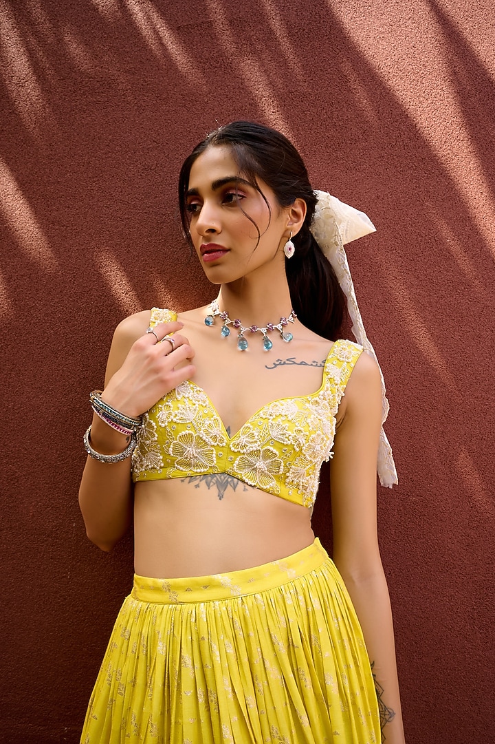 Yellow Jamawar Ruched Wedding Lehenga Set by Chamee and Palak at Pernia's Pop Up Shop