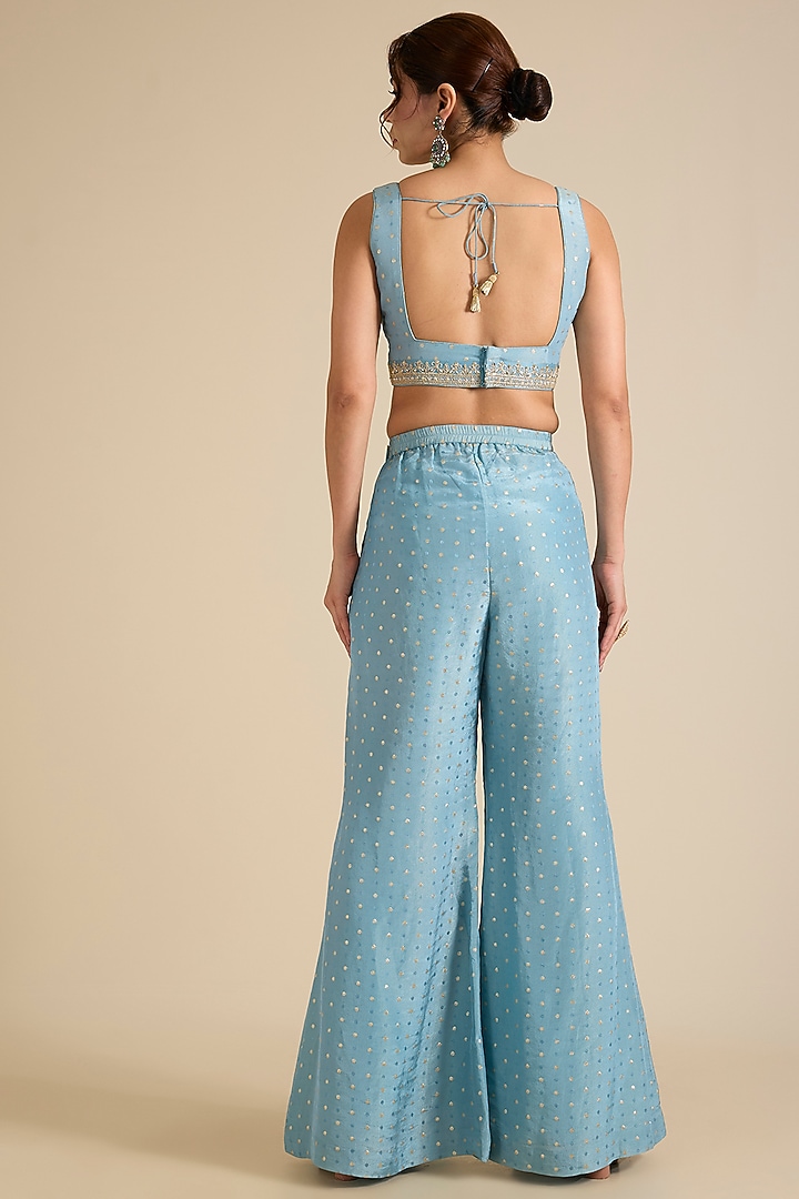 Blue Organza Glass Beads Embroidered Cape Set by Chamee and Palak at Pernia's Pop Up Shop