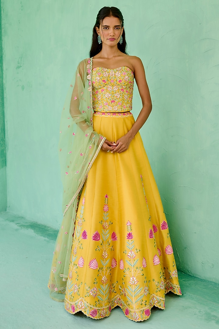 Yellow Dupion Silk Embroidered Wedding Lehenga Set by Chamee and Palak at Pernia's Pop Up Shop