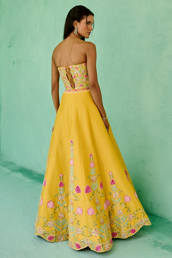 Yellow Dupion Silk Embroidered Wedding Lehenga Set by Chamee and Palak at Pernia's Pop Up Shop