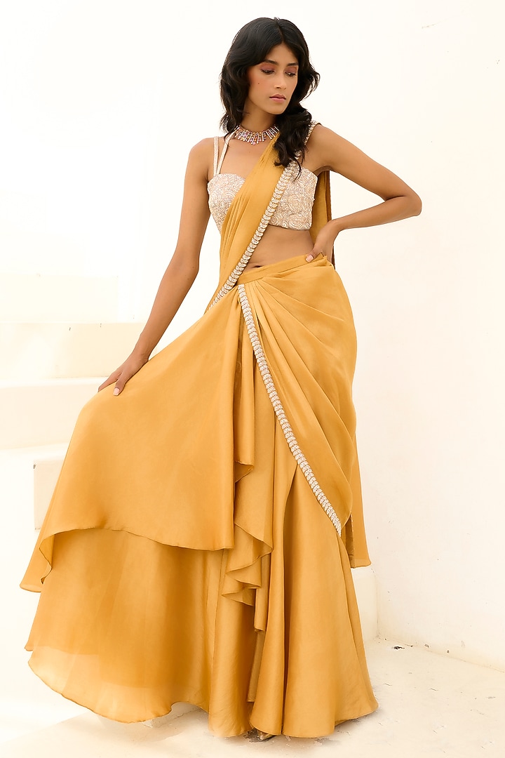 Gold Tissue & Brocade Embellished Pre-Draped Wedding Saree Set by Chamee and Palak at Pernia's Pop Up Shop