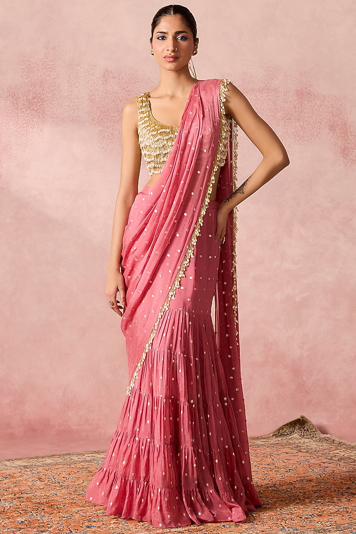 Coral Pink Jamawar Pre-Draped Wedding Saree Set by Chamee and Palak at Pernia's Pop Up Shop