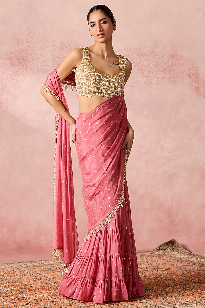 Coral Pink Jamawar Pre-Draped Wedding Saree Set by Chamee and Palak at Pernia's Pop Up Shop