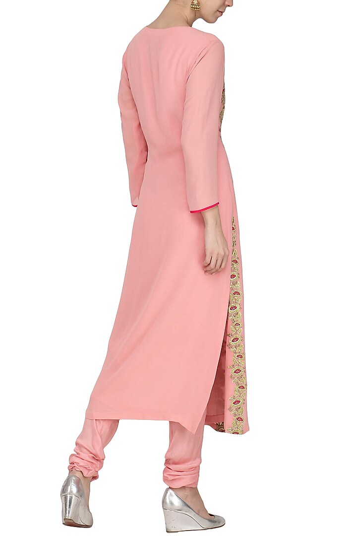 Pink embroidered and printed kurta set available only at Pernia's Pop Up Shop.
