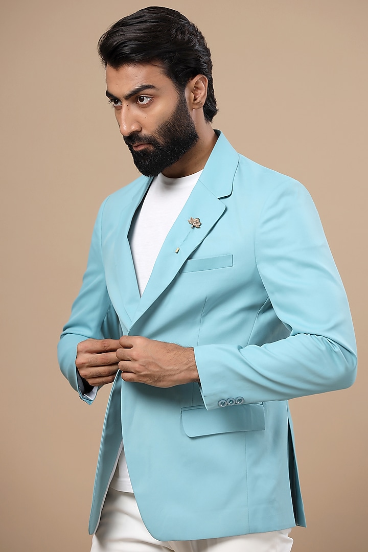 Antique Gold Finish Maple Leaf Lapel Pin by Cosa Nostraa at Pernia's Pop Up Shop