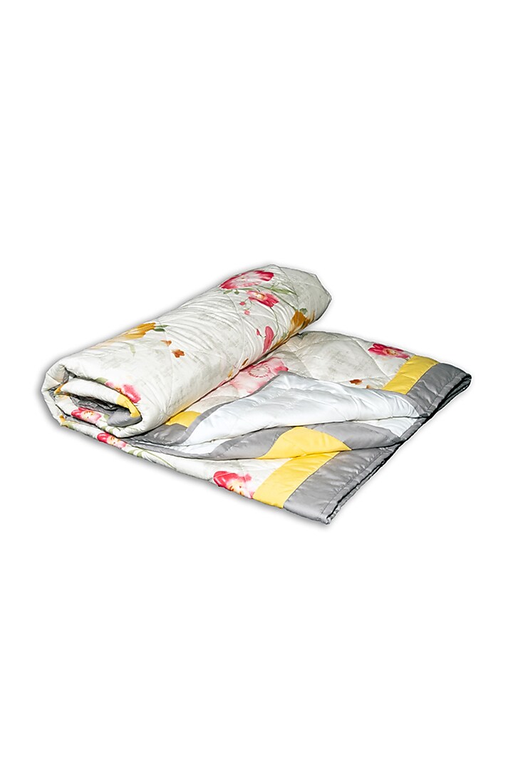 White Cotton Floral Printed Quilt by Coco Bee at Pernia's Pop Up Shop