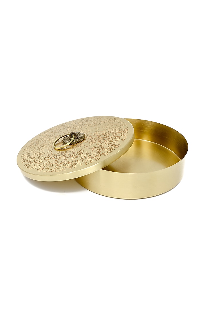 Gold Roti Box With Intricate Design by Conscious Co at Pernia's Pop Up Shop