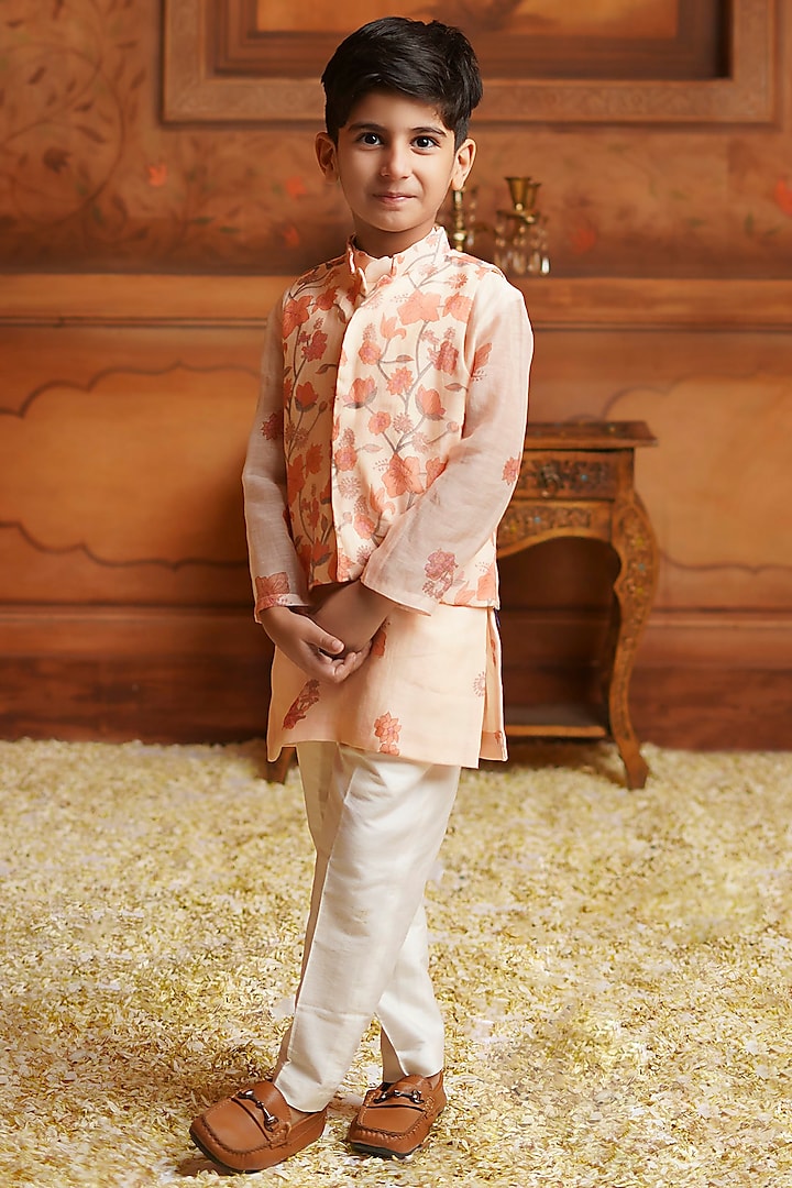 Peach Chanderi Mul Butta Printed Bundi Jacket Set For Boys by COCO at Pernia's Pop Up Shop