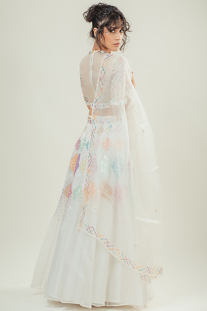 White Embroidered Wedding Lehenga Set by Cockpit Crush at Pernia's Pop Up Shop