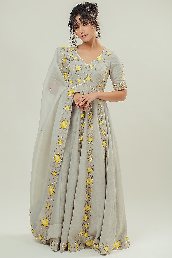 Grey Linen Gown with Dupatta by Cockpit Crush